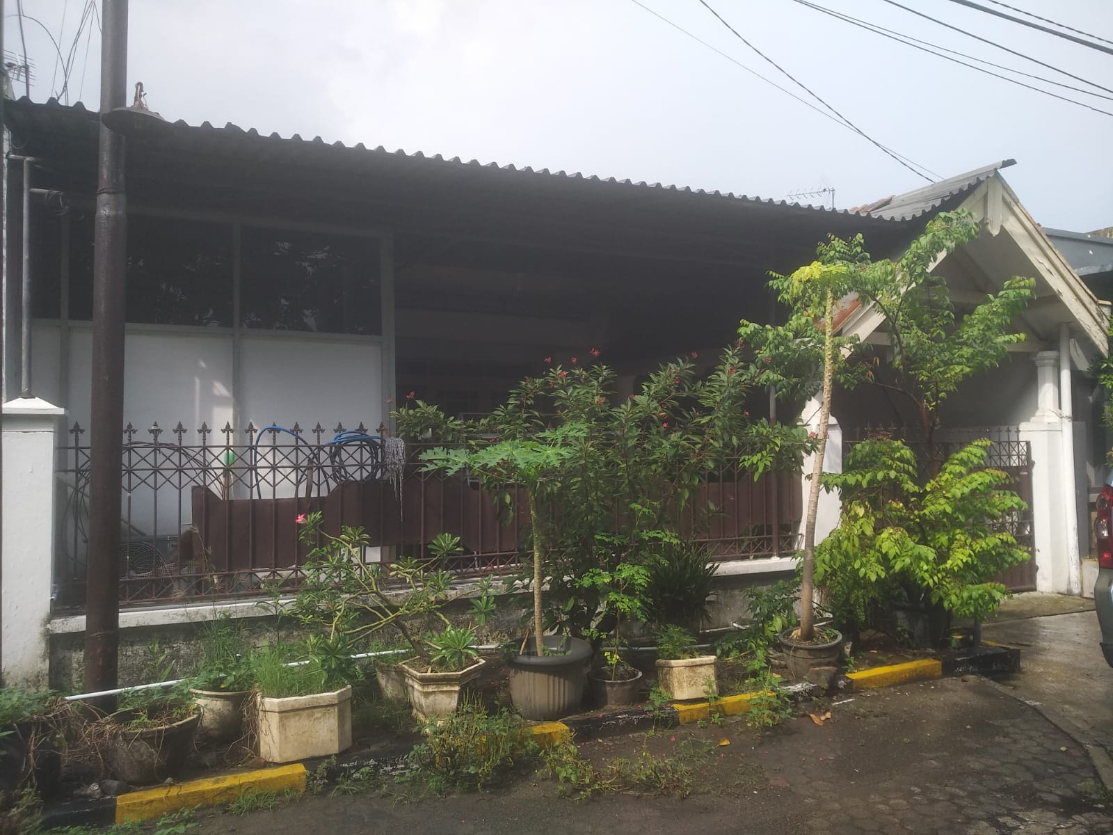 Rumah Masih Layak Huni - Rungkut Mapan - Dealkan