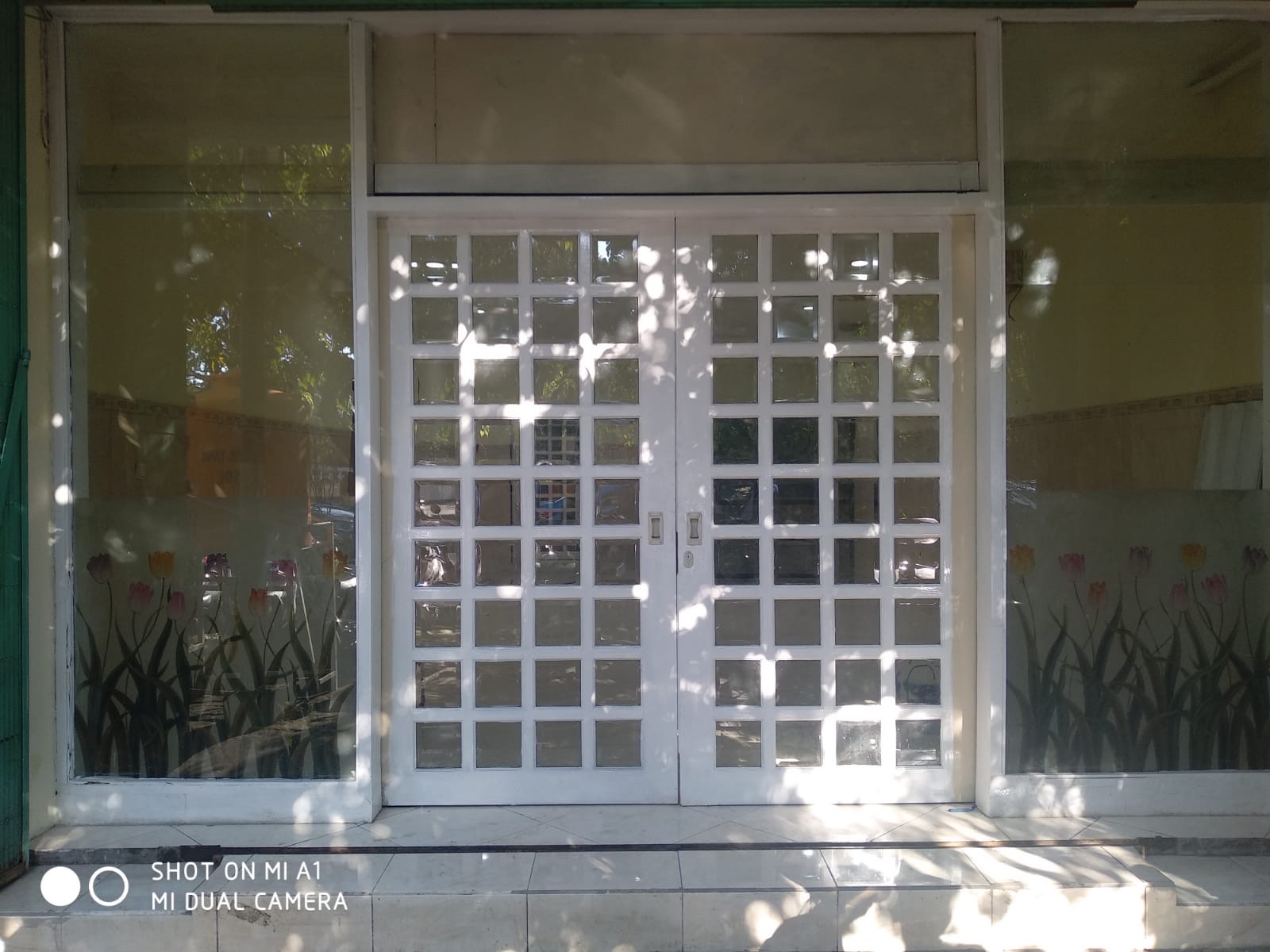 Ruko Kedungdoro Dijual/disewakan siap huni - Dealkan