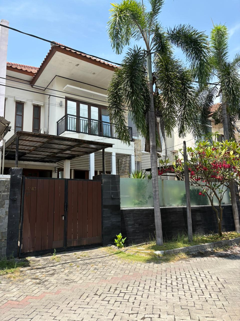 Gambar Kecil 1