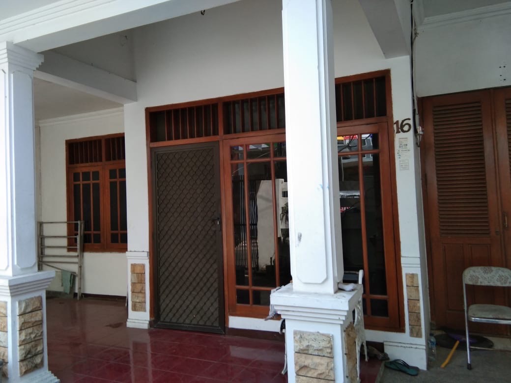 (3) rumah darmo permai disewakan - Dealkan