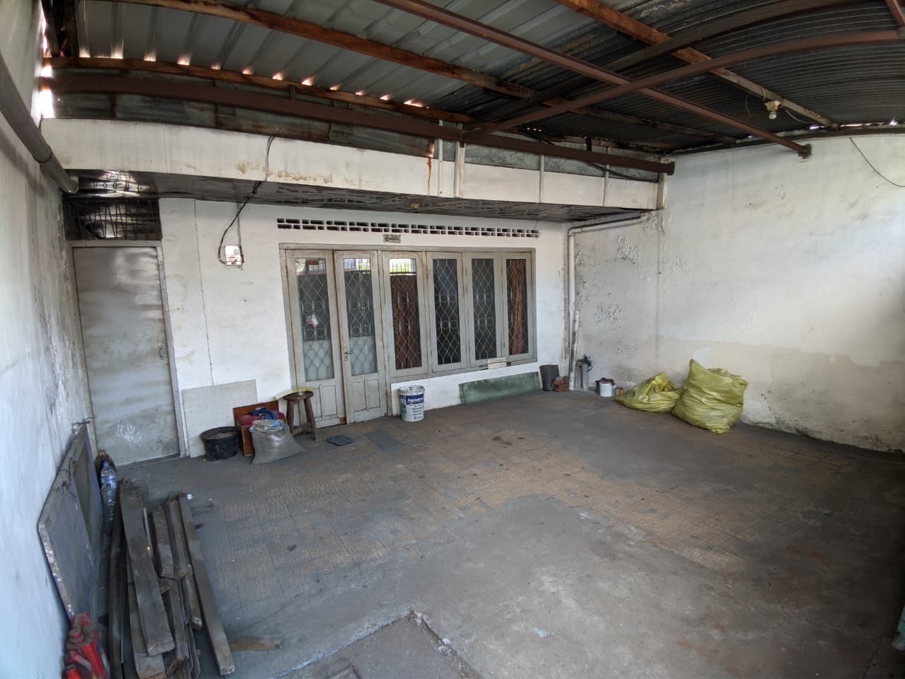 rumah tambak laban/adi disewakan - Dealkan