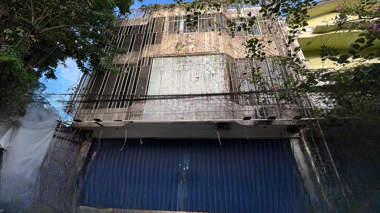 Ruko 3lt 0 Jln Raya Manyar Ruang Komersial Modern Cocok Untuk Usaha - Dealkan