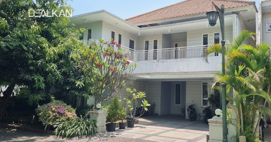 DIJUAL RUMAH MEWAH HIDDEN GEM SEMI FURNISH - Dealkan