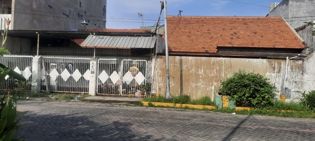 Dijual Cepat Rumah Hitung Tanah Sangat Dekat Kampus Ubaya - Dealkan
