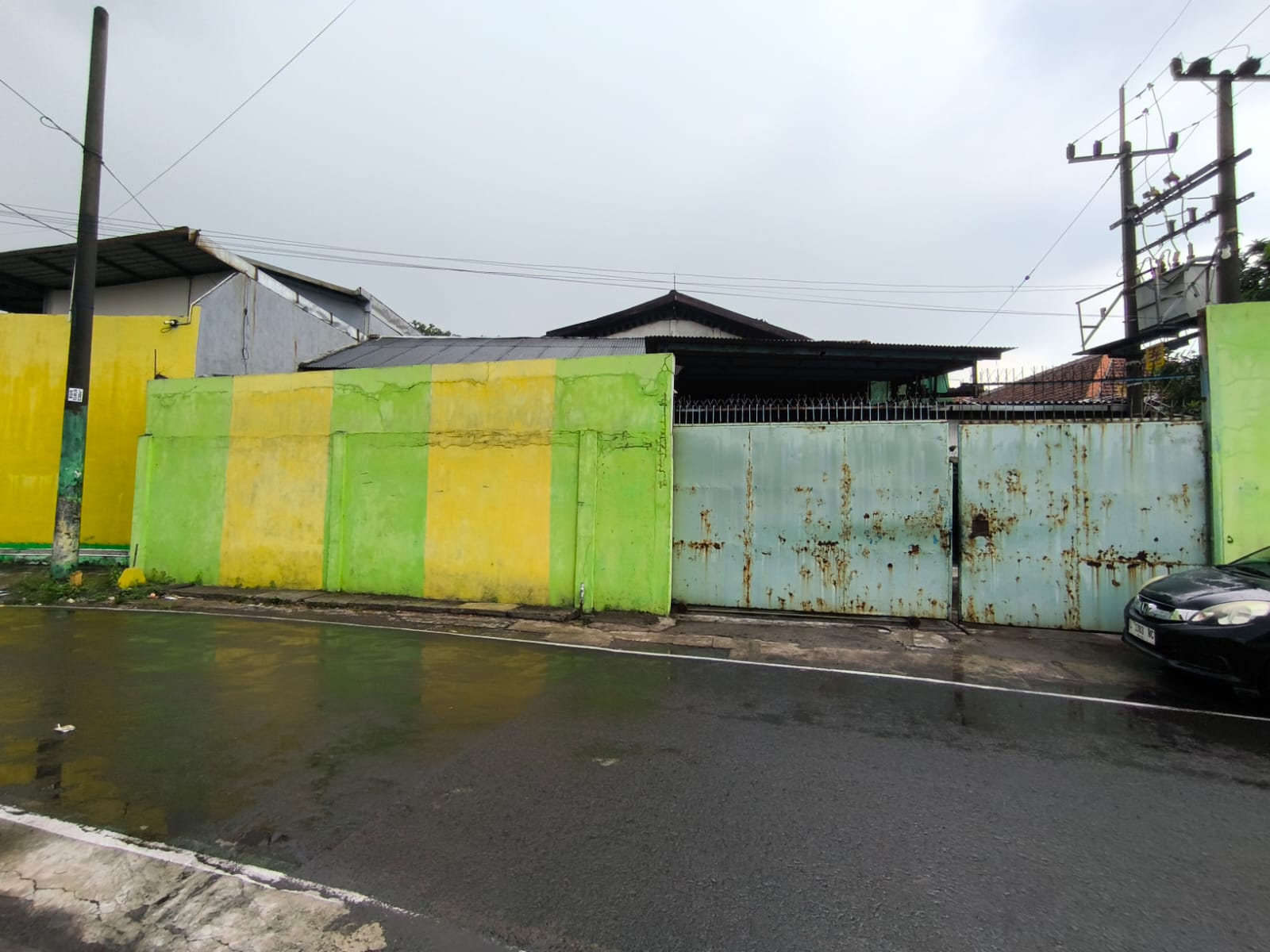 sepanjang Pabrik  Pelet plastik masih produktif - Dealkan