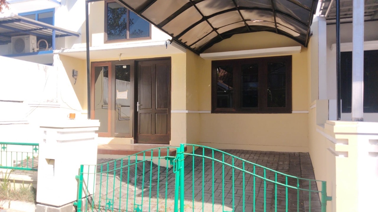 Rumah Citraland Utama Disewakan Murah selangkah dari Gwalk - Dealkan