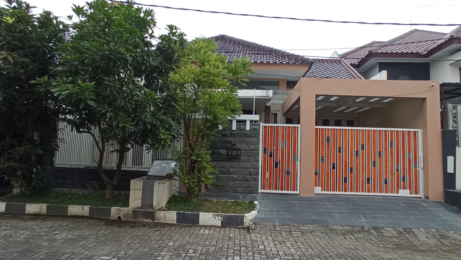 Disewakan Rumah siap huni gayung kebonsari - Dealkan