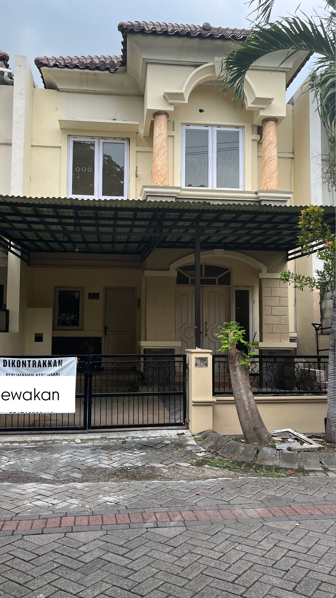 Disewakan rumah siap huni gayungsari - Dealkan