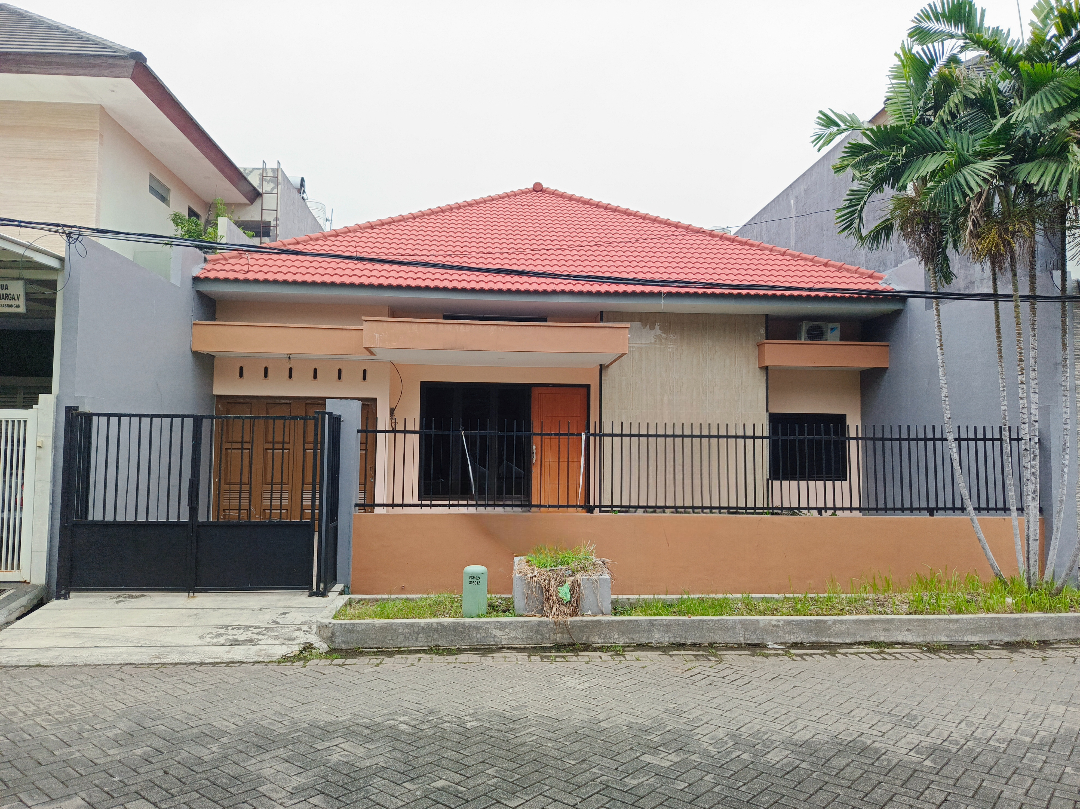 Rumah dijual Manyar - Dealkan