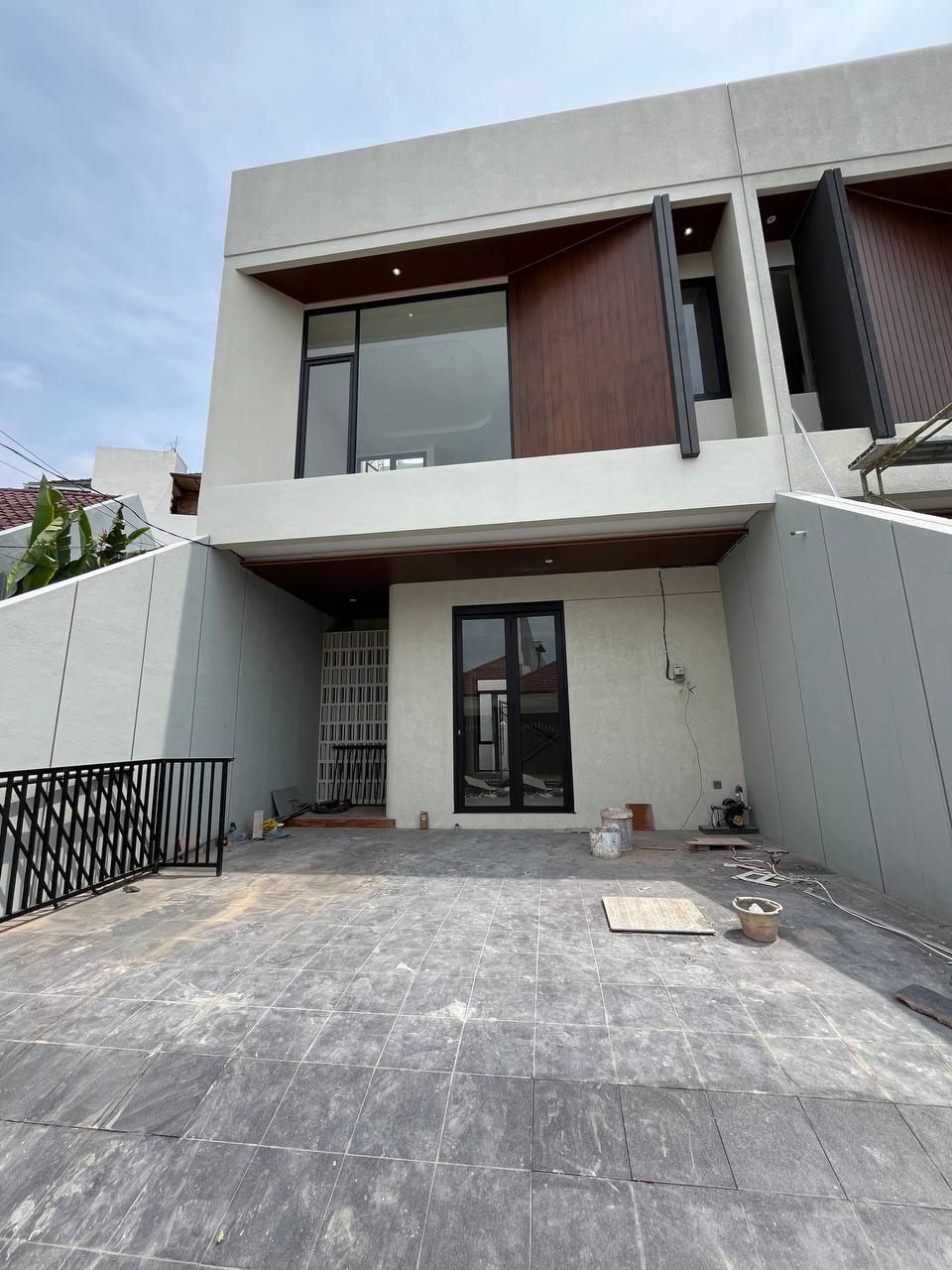 RUMAH GRESS KLAMPIS SEMOLO - Dealkan