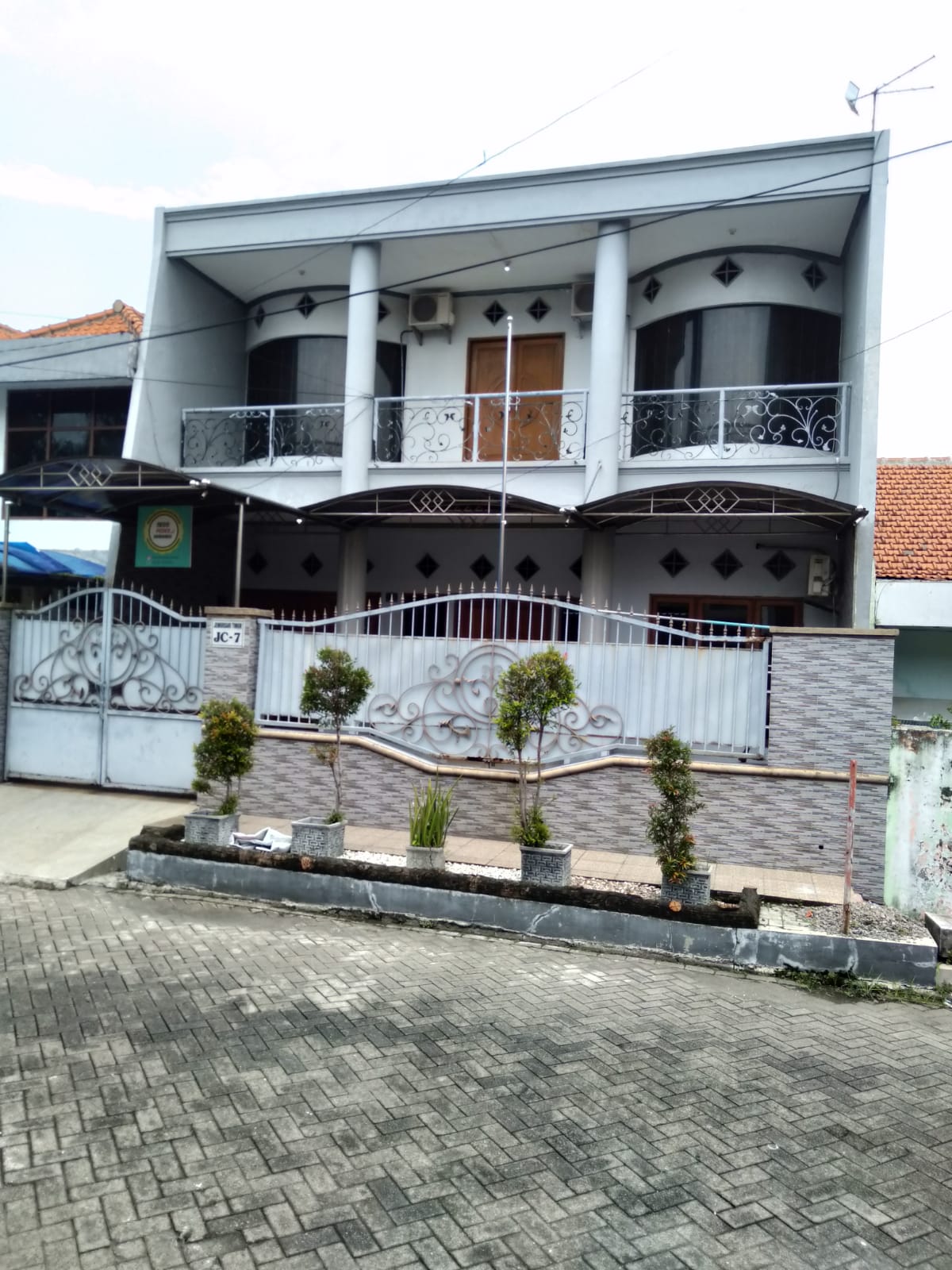 rumah Jemursari dijual - Dealkan