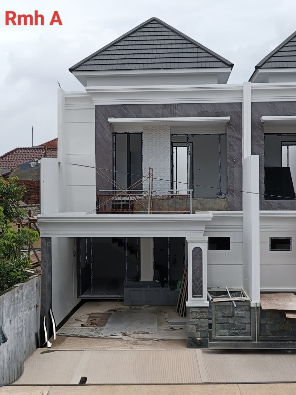 Rumah dijual Araya Surabaya - Dealkan