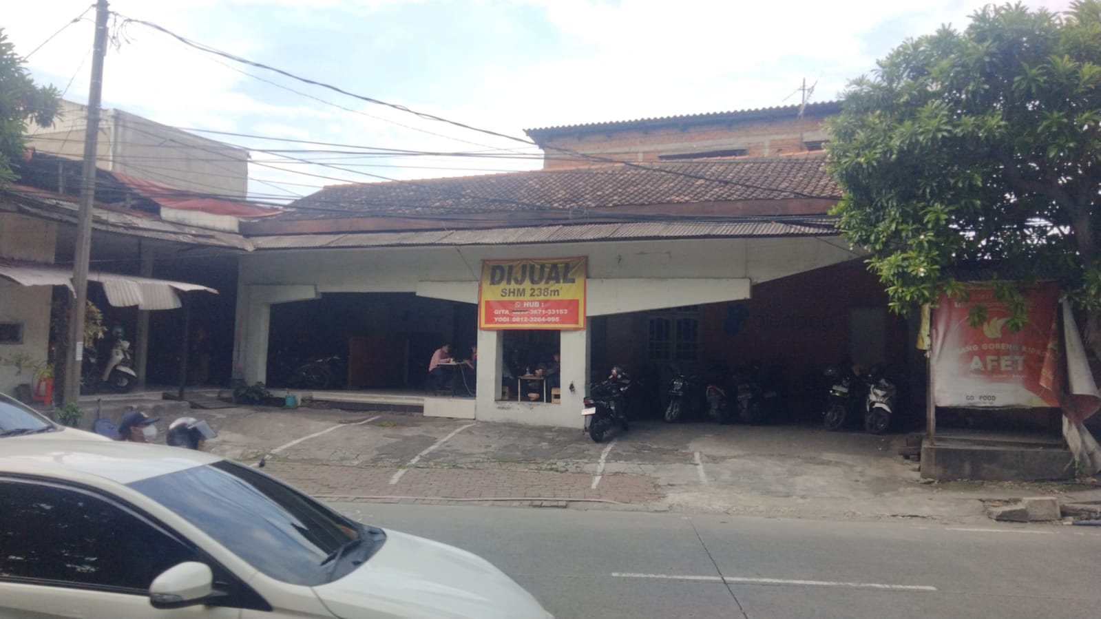 JUAL RUMAH Jln. MAYJEND SUNGKONO - Dealkan