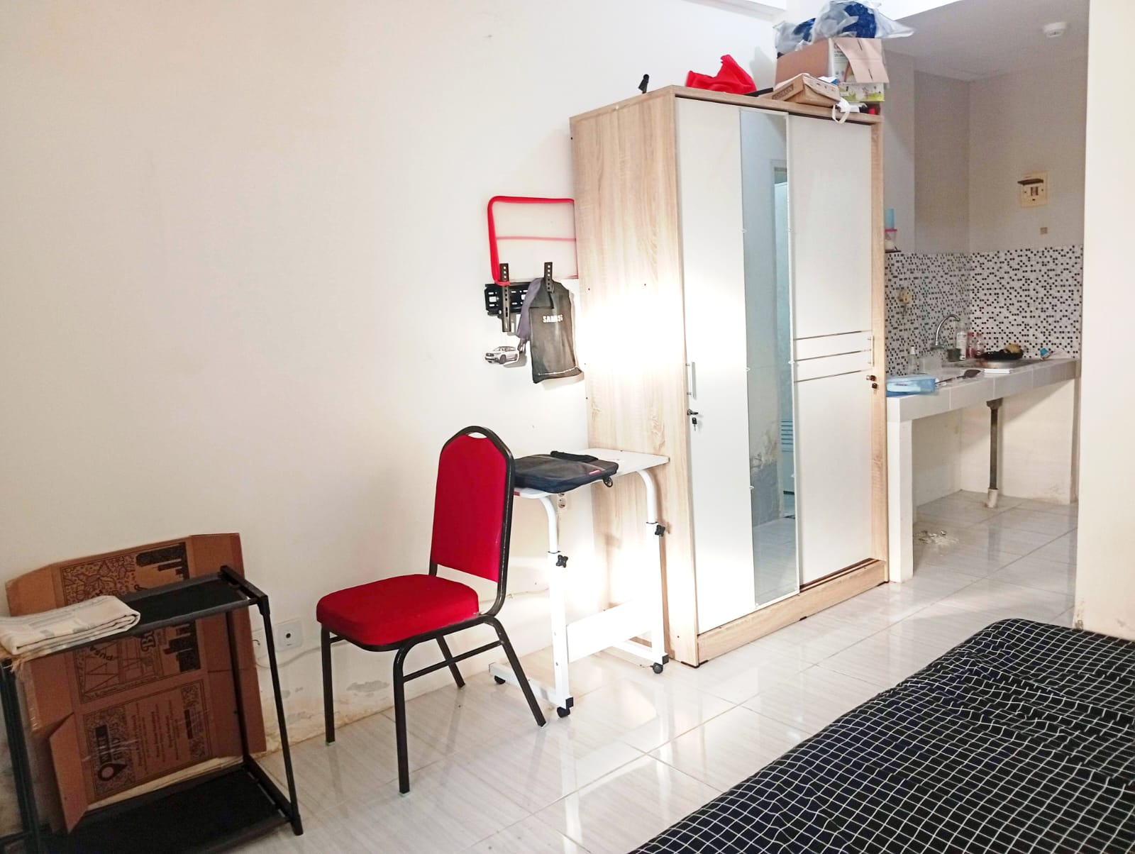 Puncak Dharmahusada studio disewakan FULL FURNISHED termurah - Dealkan