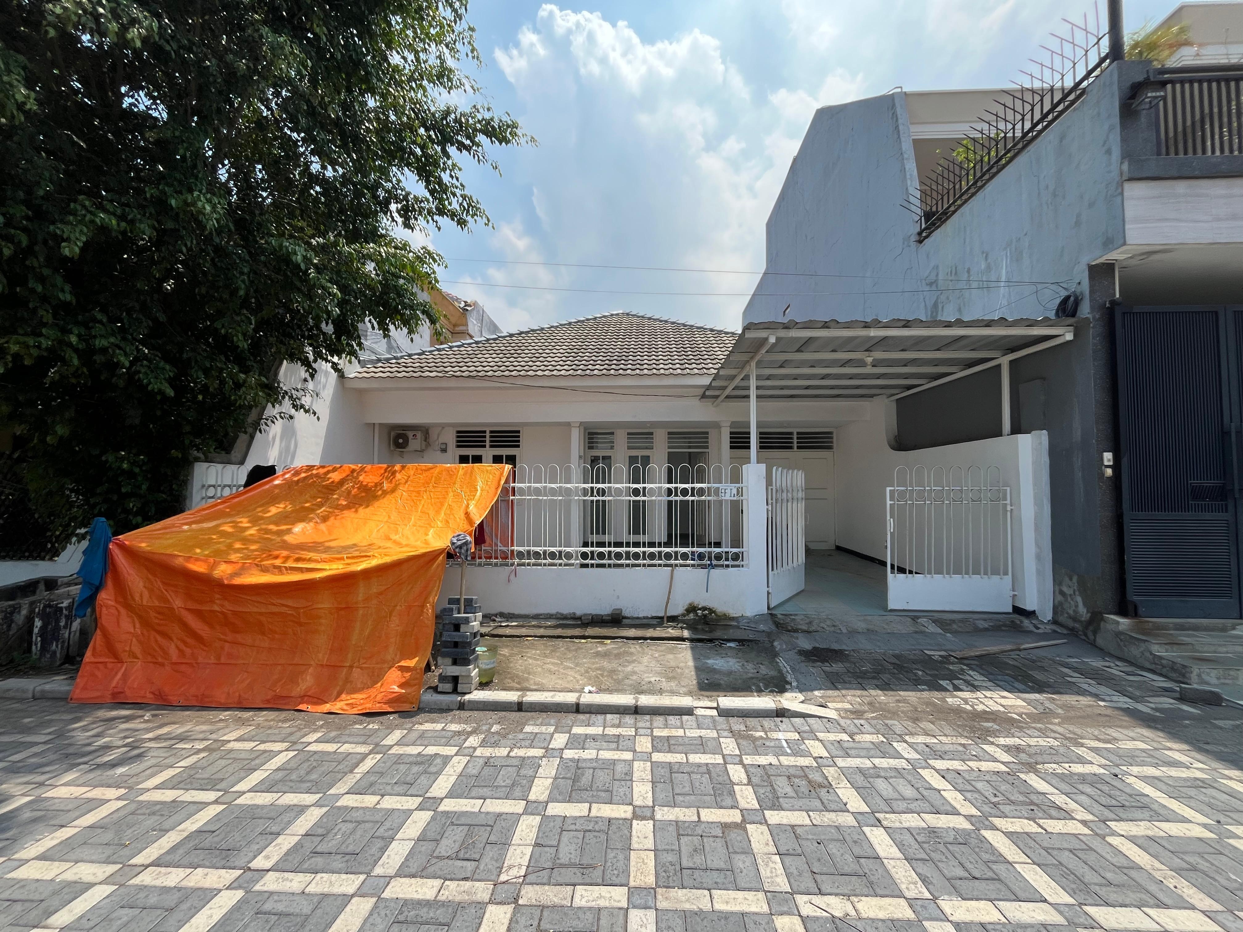 Disewakan Rumah Minimalis Darmo Harapan, Lokasi Strategis - Dealkan