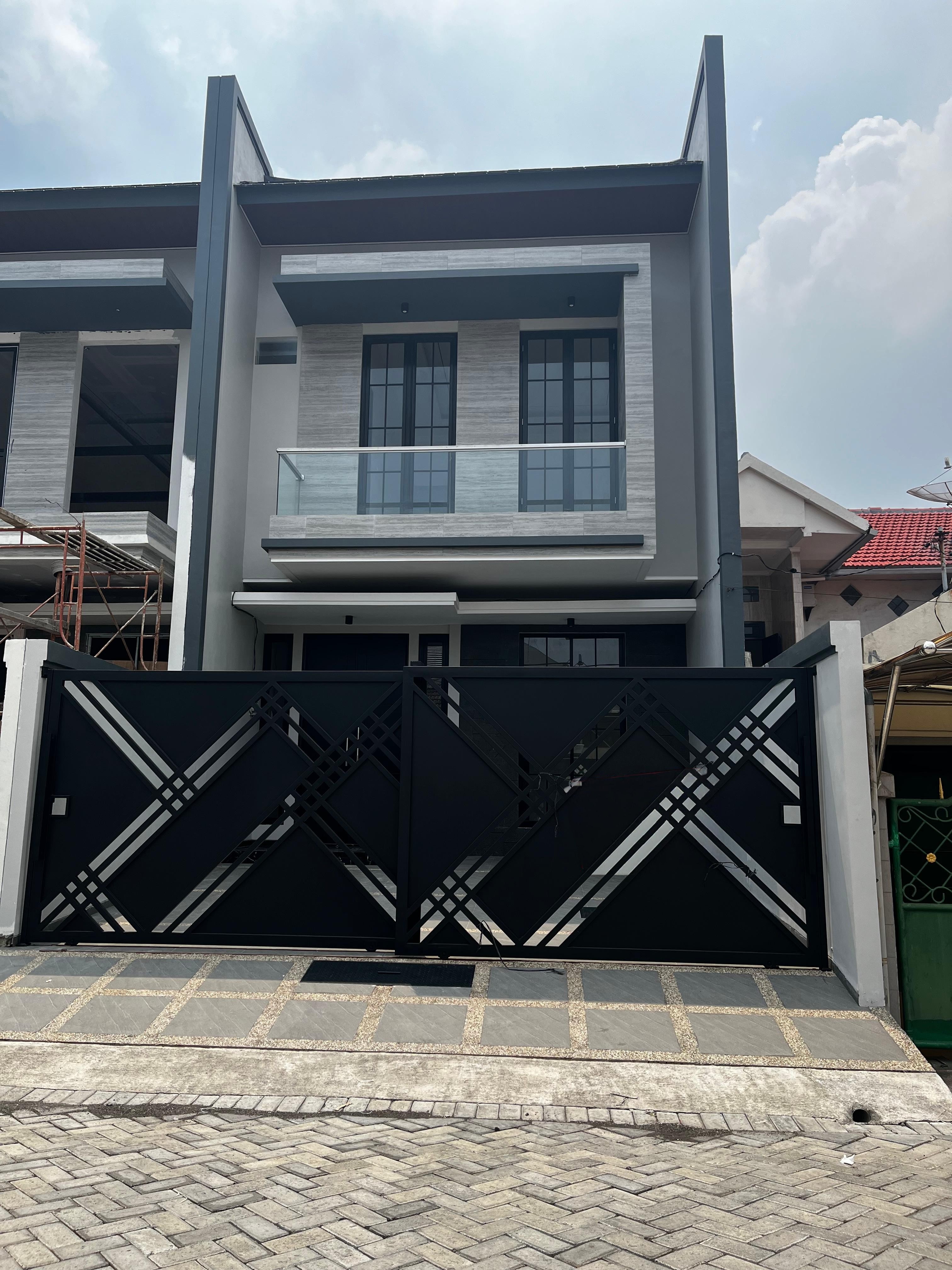 PERUMAHAN ELIT MANYAR KERTOADI 3M an - Dealkan