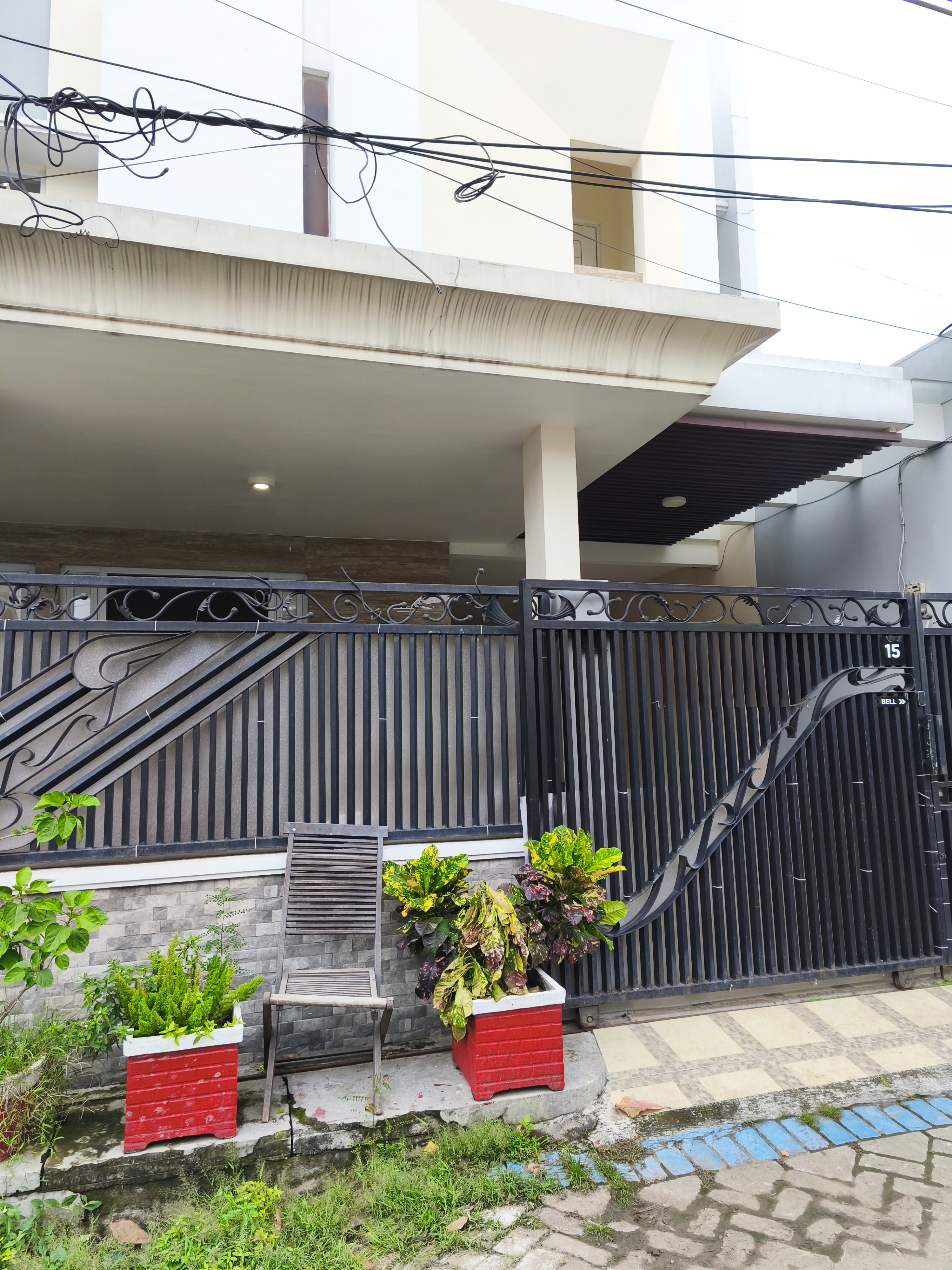 RUMAH MANUKAN, DISEWAKAN - Dealkan