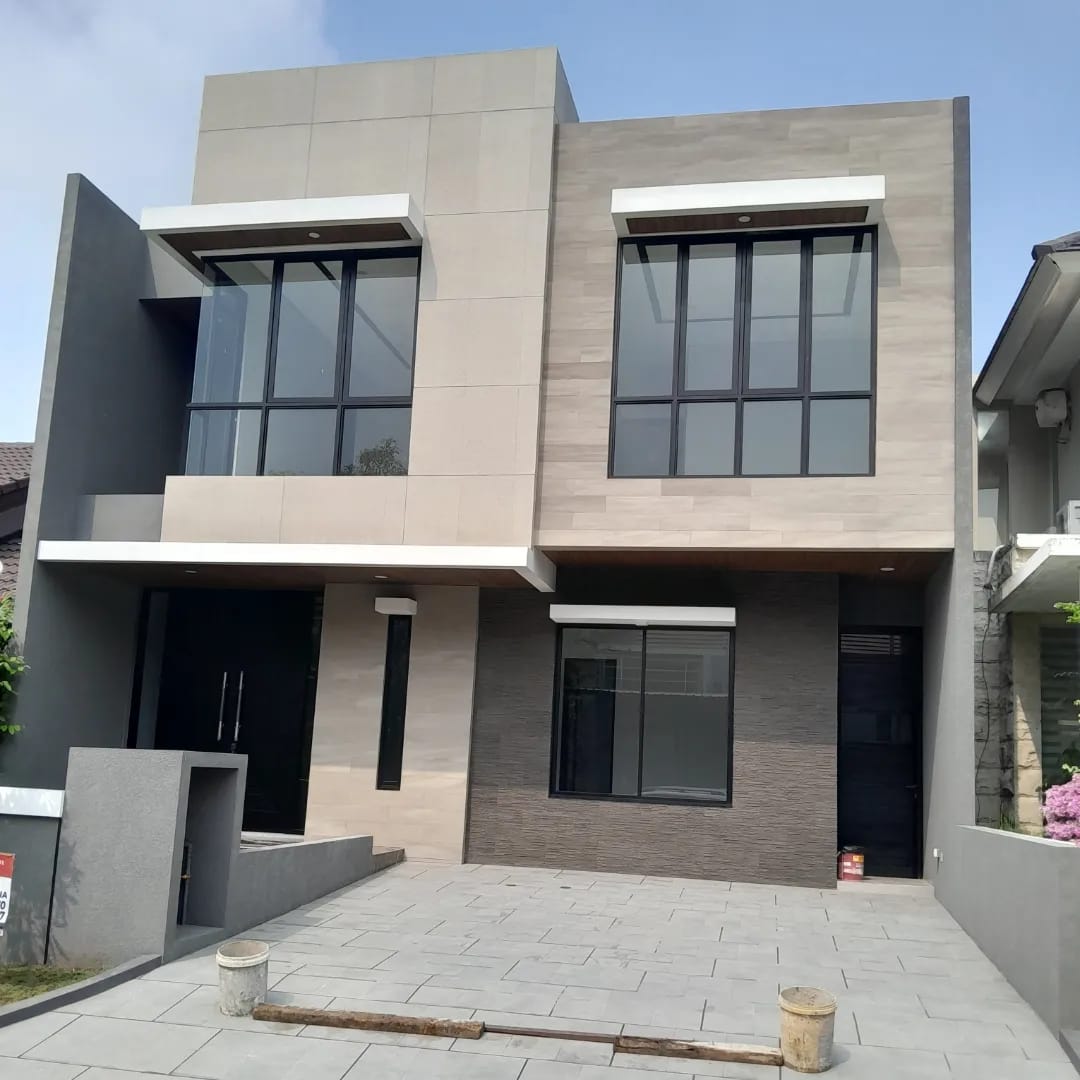 DIJUAL RUMAH BARU GRESS WOODLAND CITRALAND SURABAYA BARAT, FENGSHUI BAGUS - Dealkan