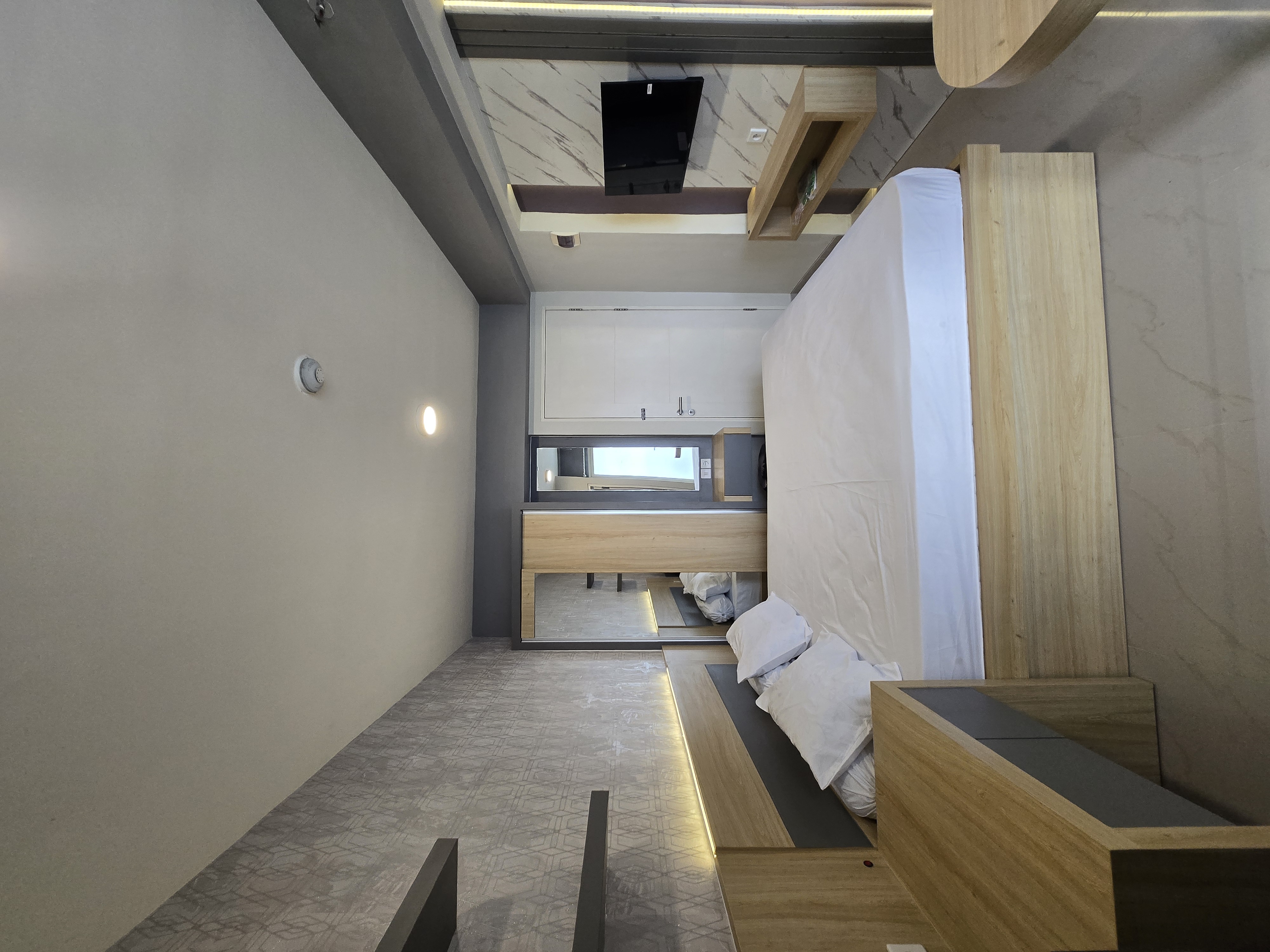 EDUCITY STUDIO FURNISHED MEWAH ELEGAN - Dealkan