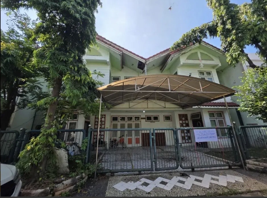 dijual Rumah 2 lantai luas shm di gayungan - Dealkan