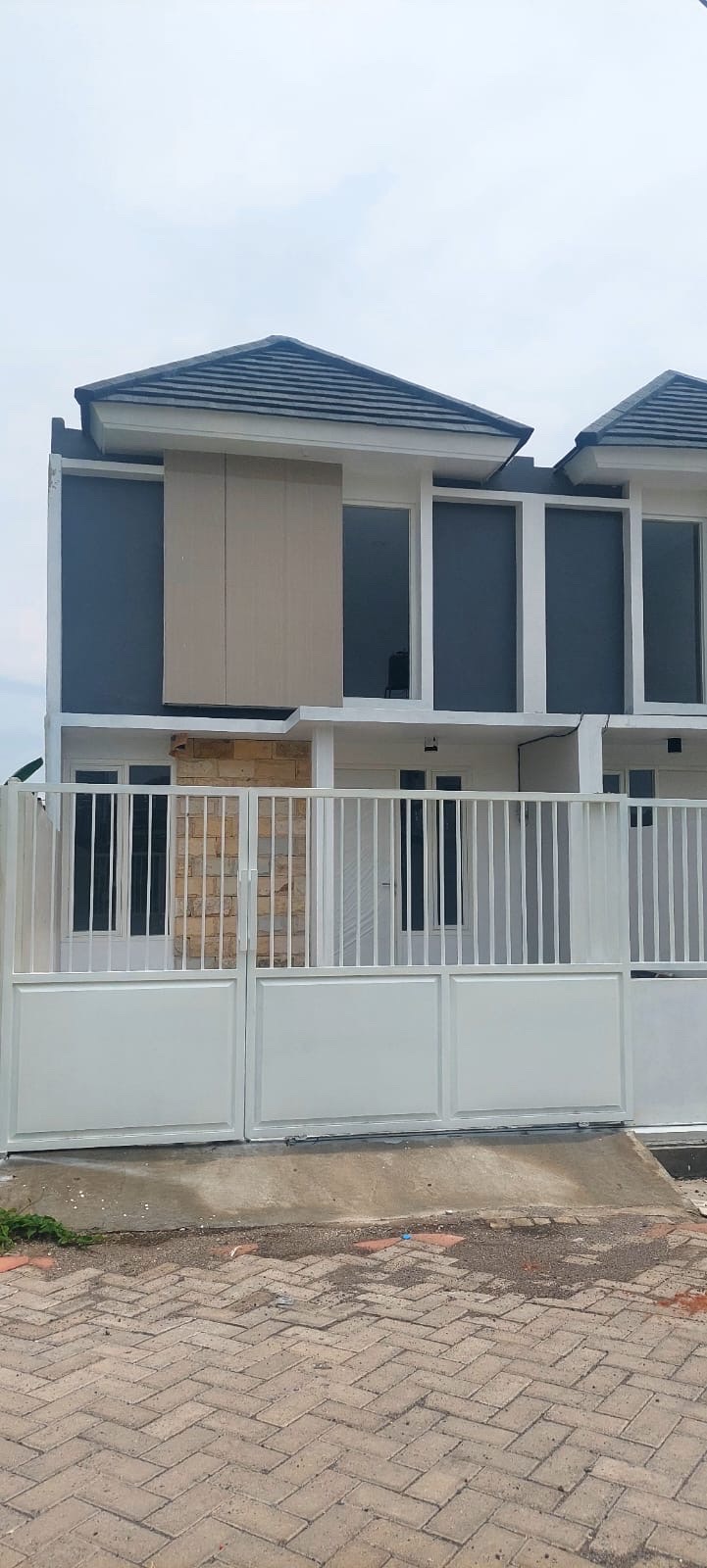 Dijual Rumah Baru Gress Tambak Medayu, Best Deal - Dealkan