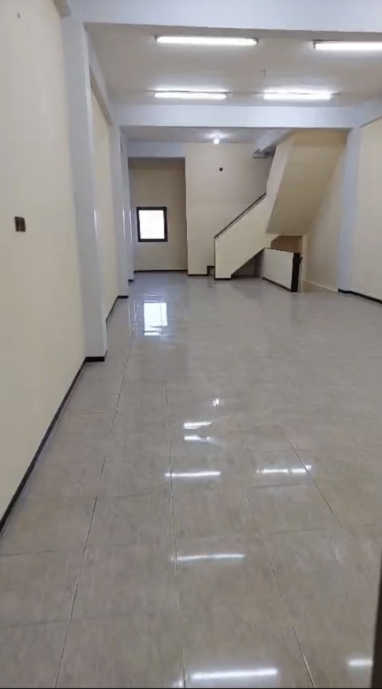 DISEWAKAN RUKO NGAGEL 0 JALAN RAYA COCOK UNTUK USAHA - Dealkan