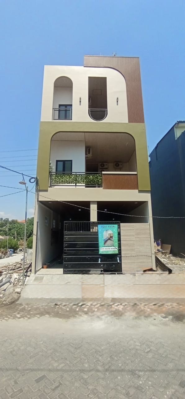 RUKOST DIJUAL BUMI MARINA EMAS DEKAT ITS HANGTUAH - Dealkan