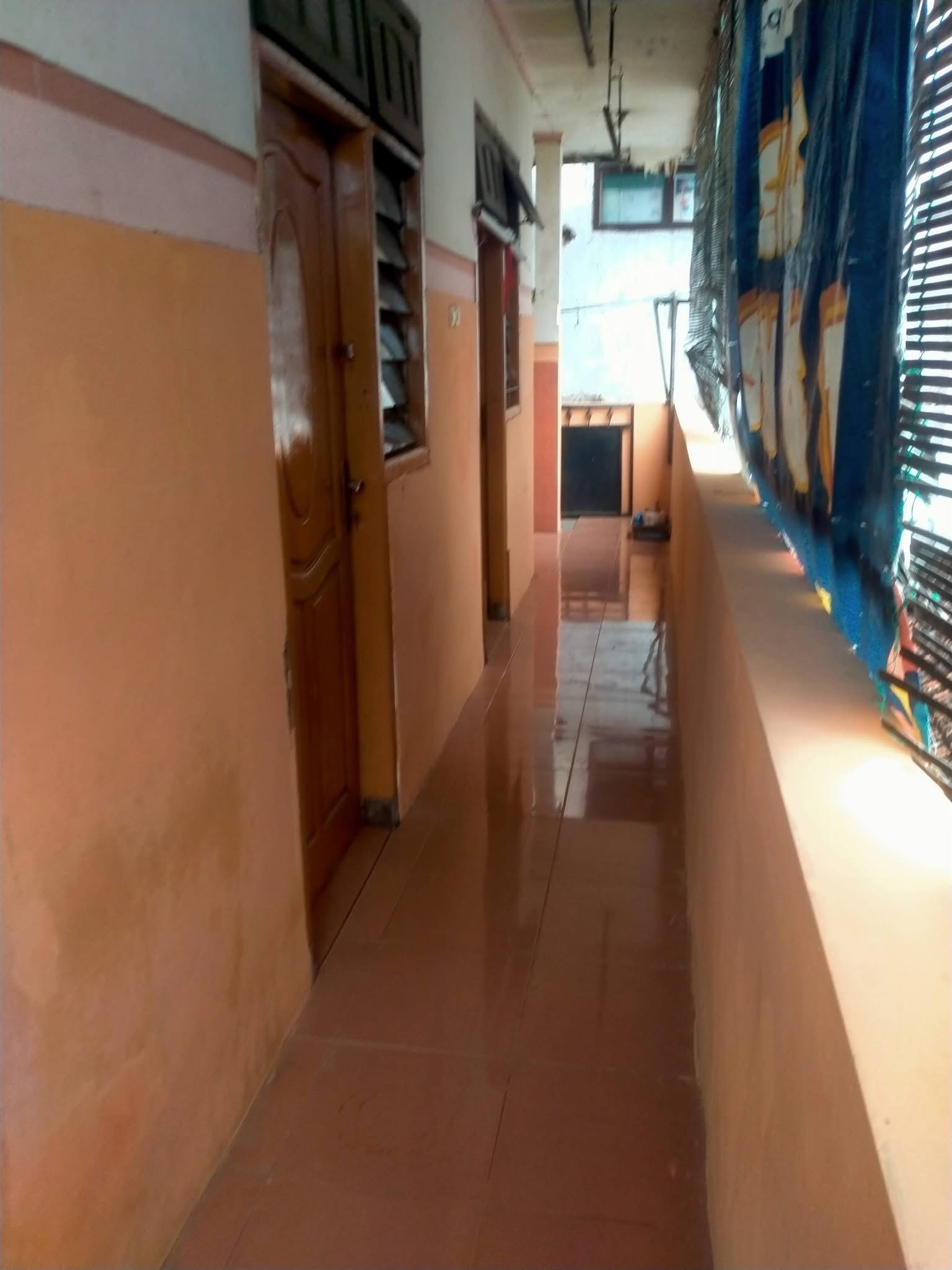 Disewakan Rumah Kost Banyu Urip Kidul - Dealkan