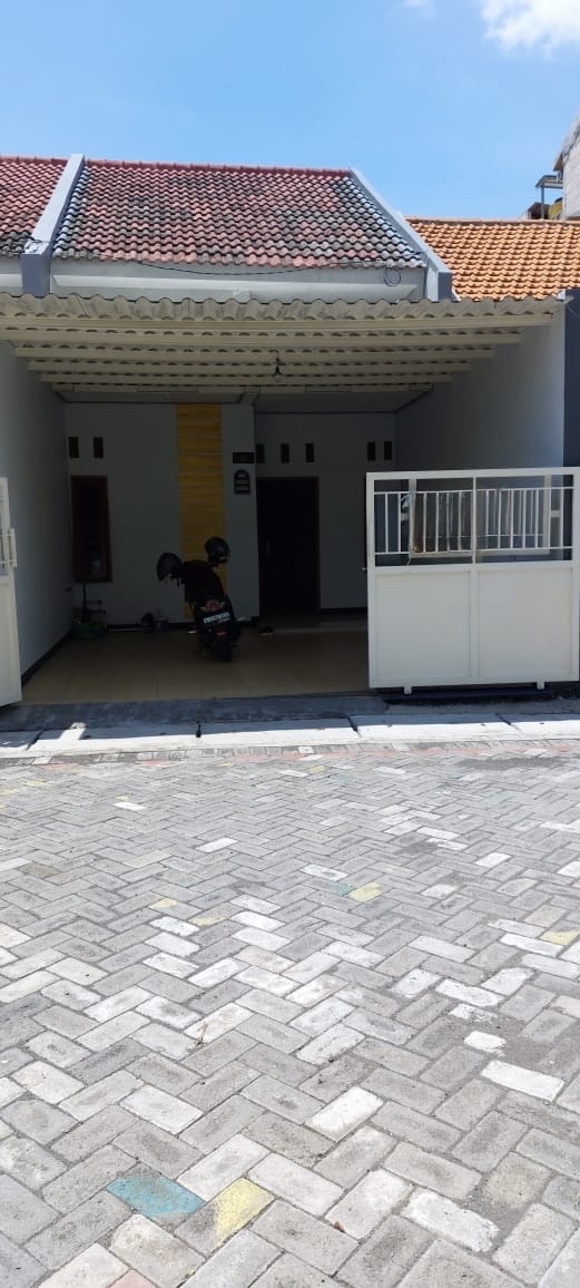 Dijual Rumah Siap Huni, Medokan Ayu - Dealkan