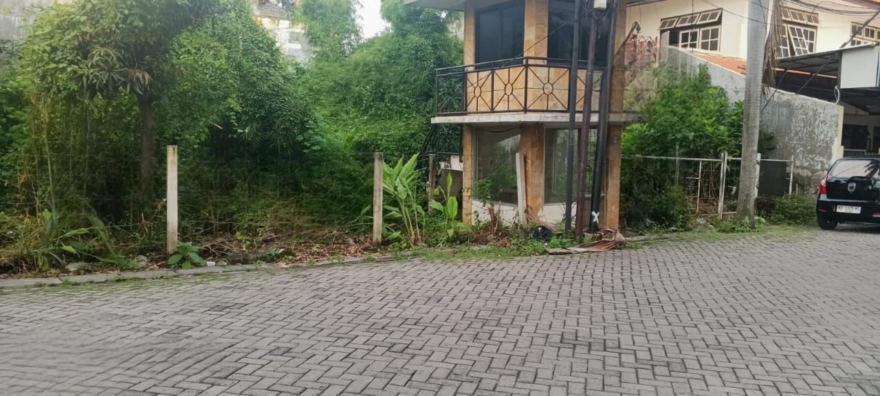 KAVLING TANAH KLAMPIS AJI TENGAH DEKAT JALAN RAYA SURABAYA TIMUR - Dealkan