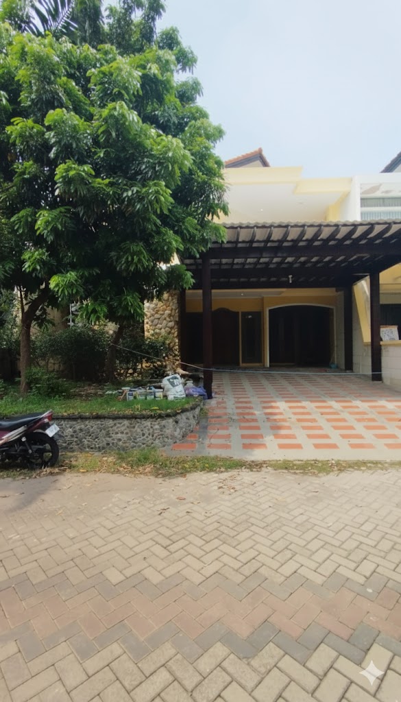 RUMAH PONDOK DHARMAHUSADA BAGUS TERAWAT DEKAT KERTAJAYA, MANYAR, ARAYA - Dealkan