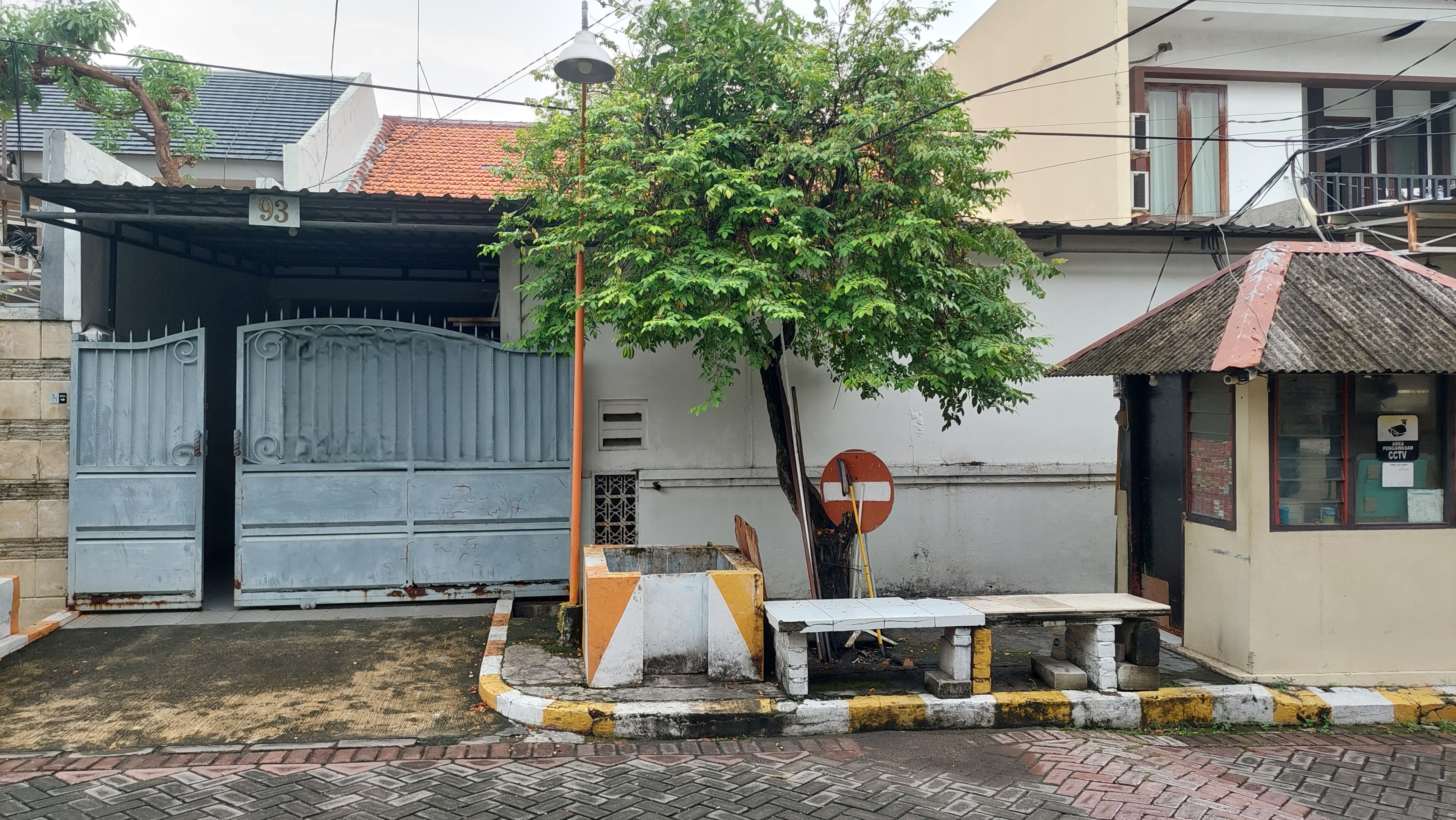 RUMAH KUPANG BARU BAGUS TERAWAT SURABAYA BARAT - Dealkan