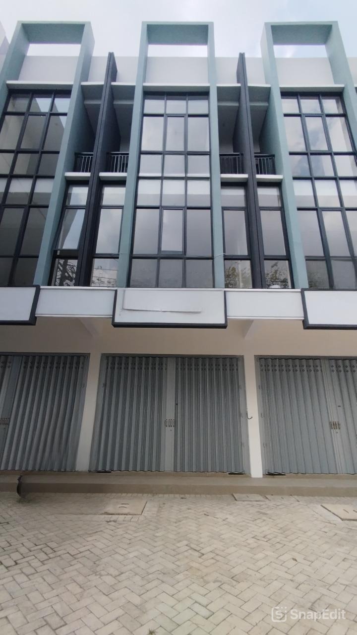 RUKO 4 LANTAI NOL JALAN RAYA WIYUNG BARU GRESS SIAP PAKAI - SURABAYA BARAT - Dealkan