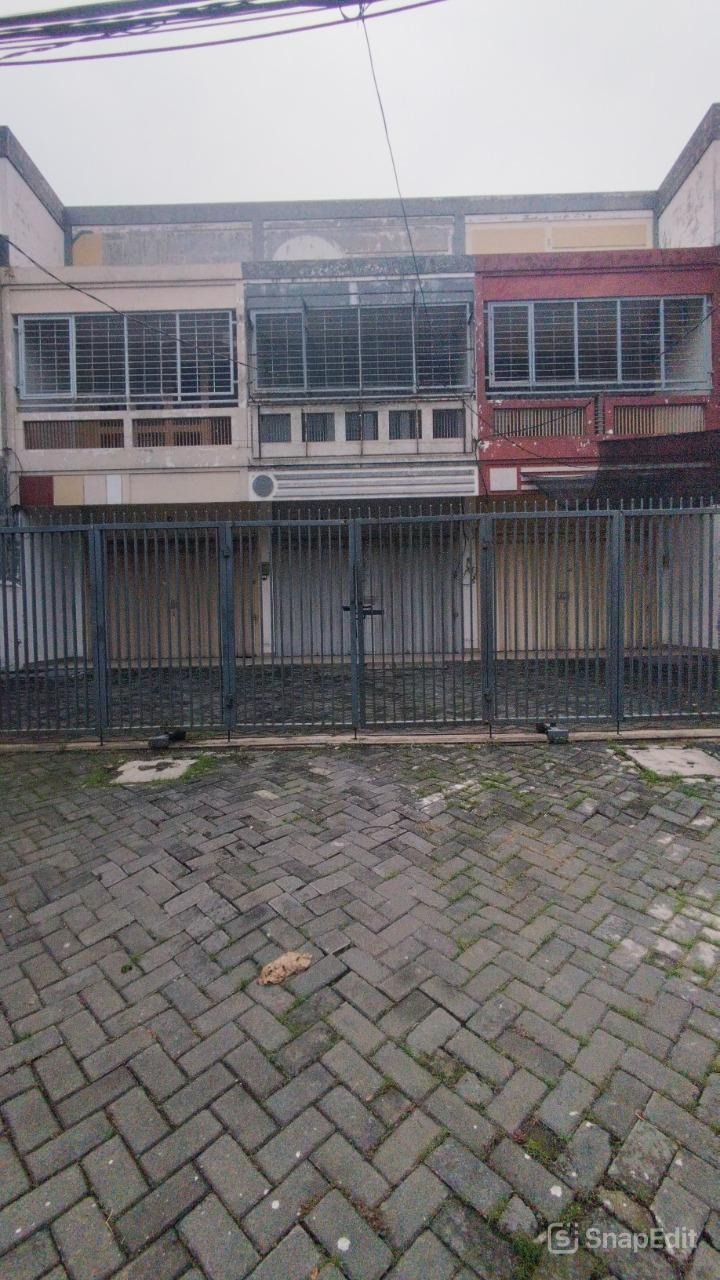 3 RUKO JEJER 2 LANTAI RAYA PANJANG JIWO PERMAI SIAP PAKAI - SURABAYA TIMUR - Dealkan