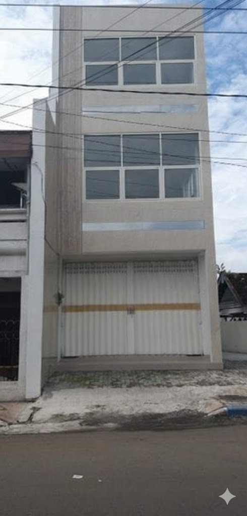 RUKO 3 LANTAI BARU GRESS JALAN PAHLAWAN PROBOLINGGO - Dealkan