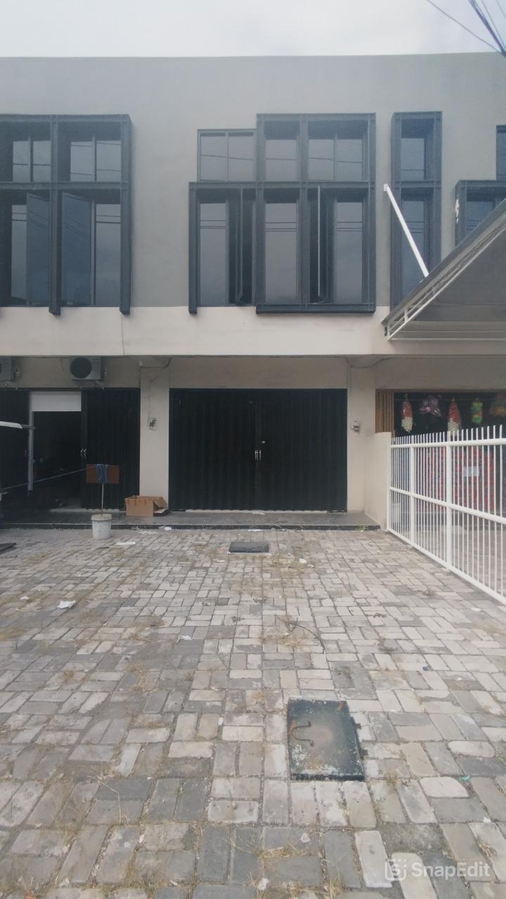 RUKO 2 LANTAI RAYA PLOSO BARU BARU GRESS SIAP PAKAI - SURABAYA TIMUR - Dealkan