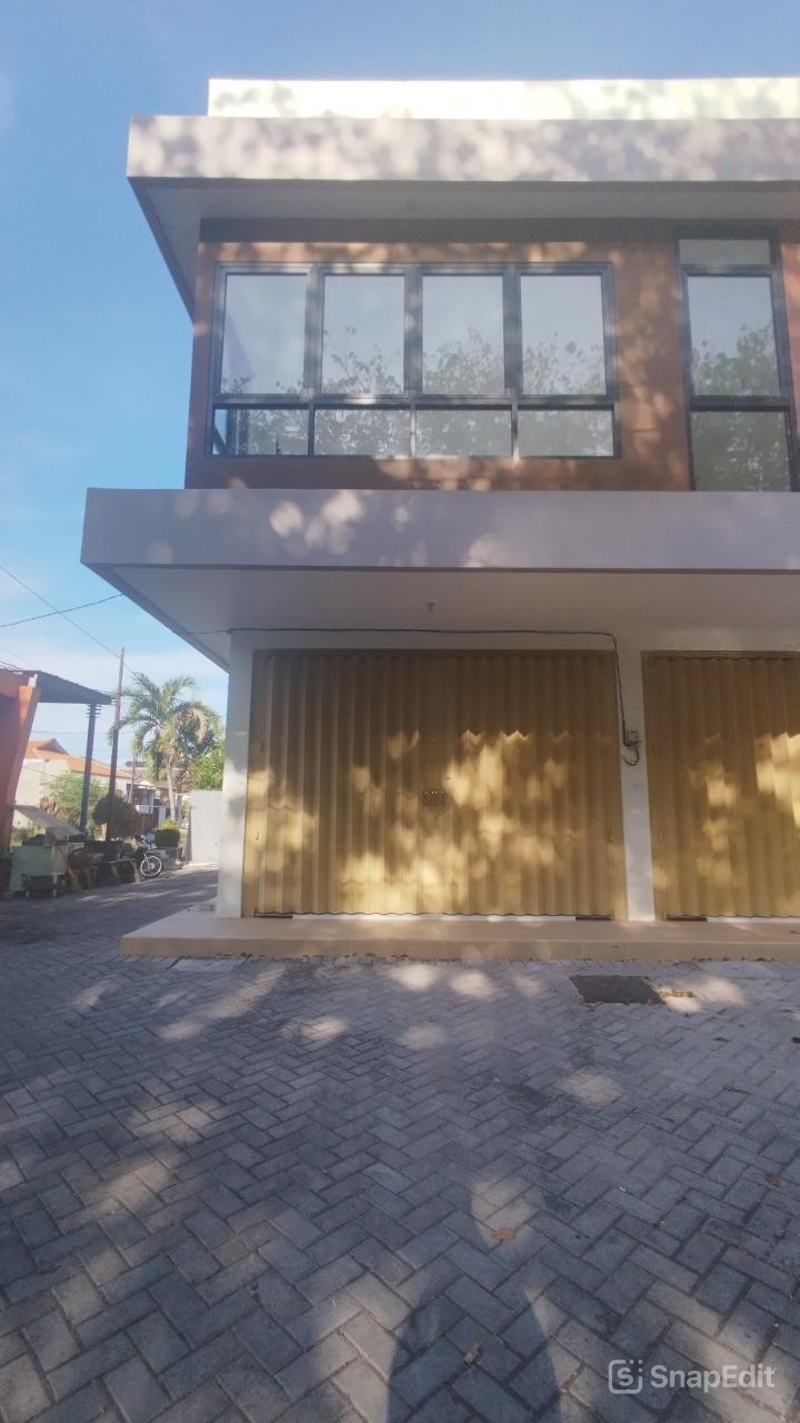 RUKO 2 LANTAI RAYA MANYAR JAYA PRAJA BARU GRESS SIAP PAKAI - SURABAYA TIMUR - Dealkan