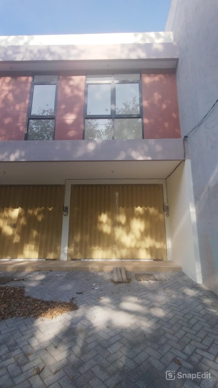 RUKO 2 LANTAI RAYA MANYAR JAYA PRAJA BARU GRESS SIAP PAKAI - SURABAYA TIMUR - Dealkan