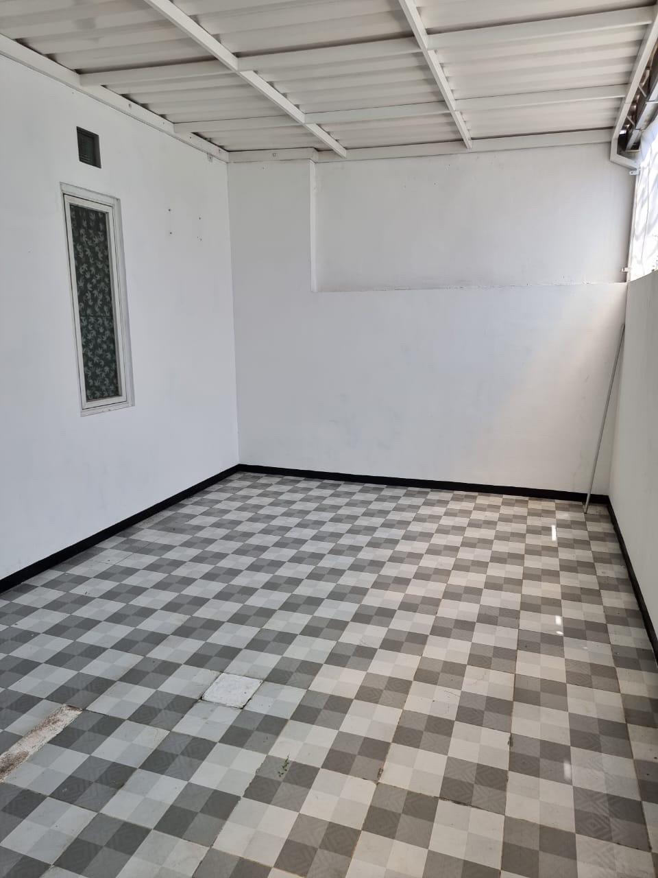 Rumah Sukolilo Murah Dijual cepat siap huni - Dealkan