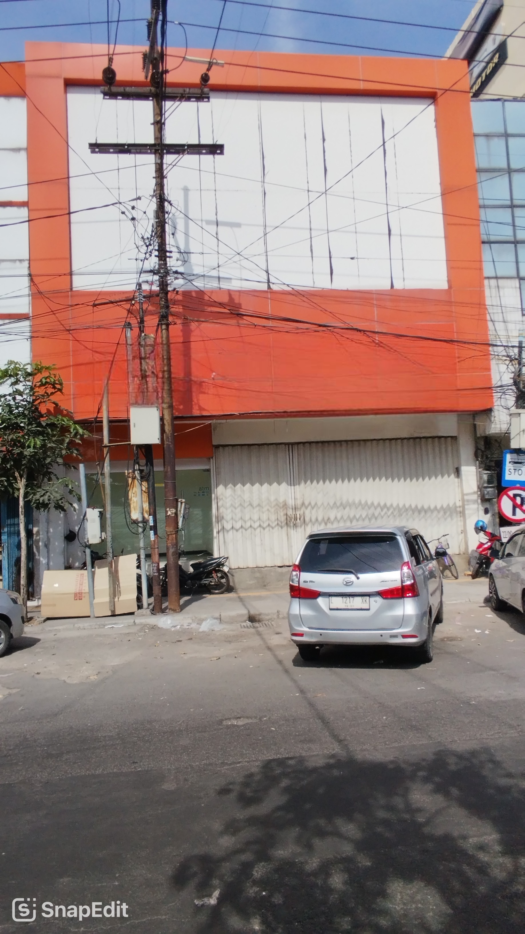 RUKO 3 LANTAI NOL JALAN RAYA KEDUNG DORO SIAP HUNI EX BANK DEKAT DIPONEGORO, KEDUNG SARI - SURABAYA PUSAT - Dealkan