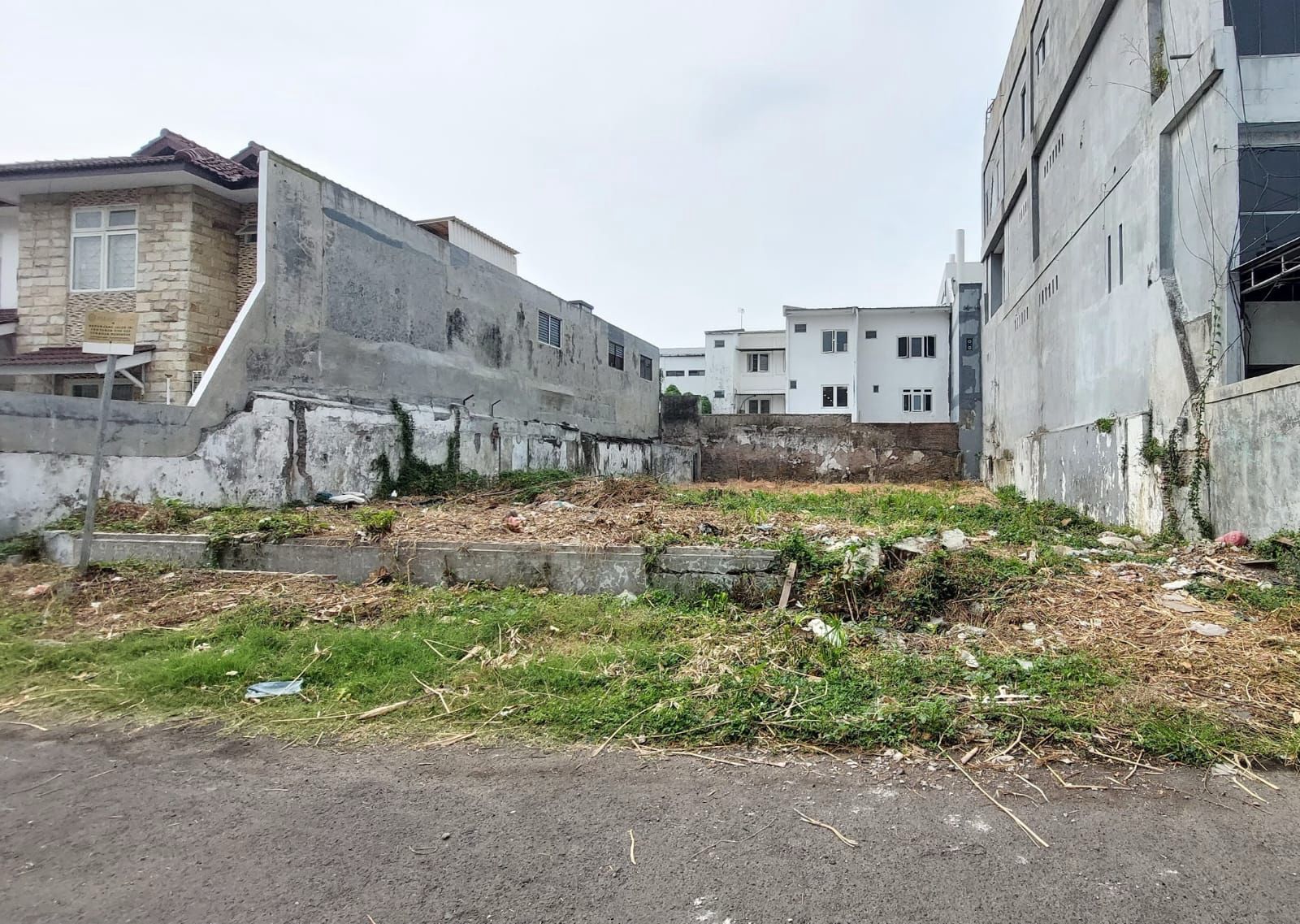 KAVLING TANAH RUNGKUT MEJOYO UTARA SIAP BANGUN COCOK UNTUK KOS DEKAT UBAYA TENGGILIS SURABAYA TIMUR - Dealkan