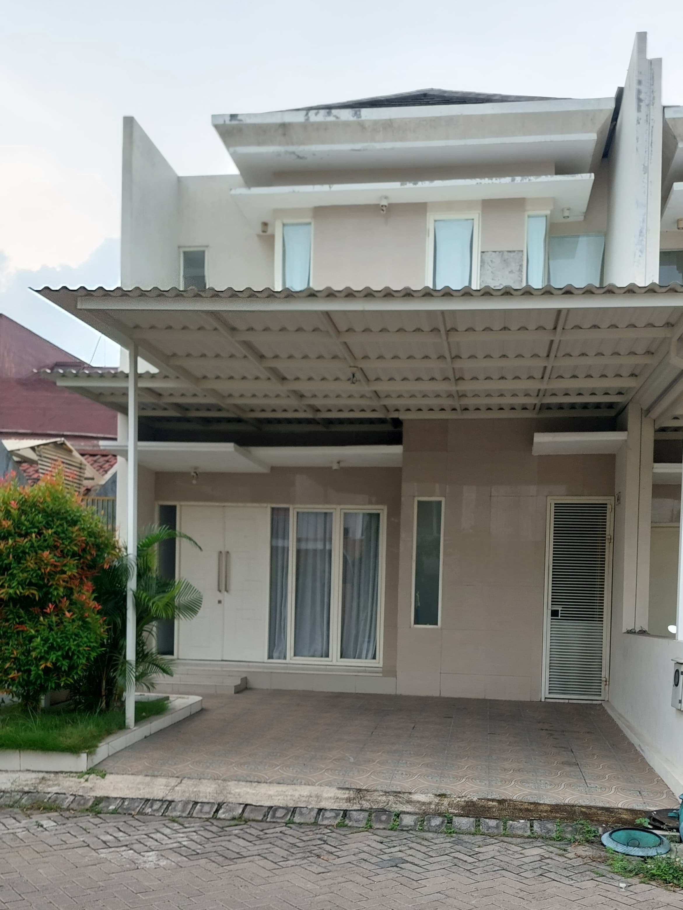 RUMAH DE VICTORY REGENCY DARMO SATELIT BAGUS TERAWAT SURABAYA BARAT - Dealkan