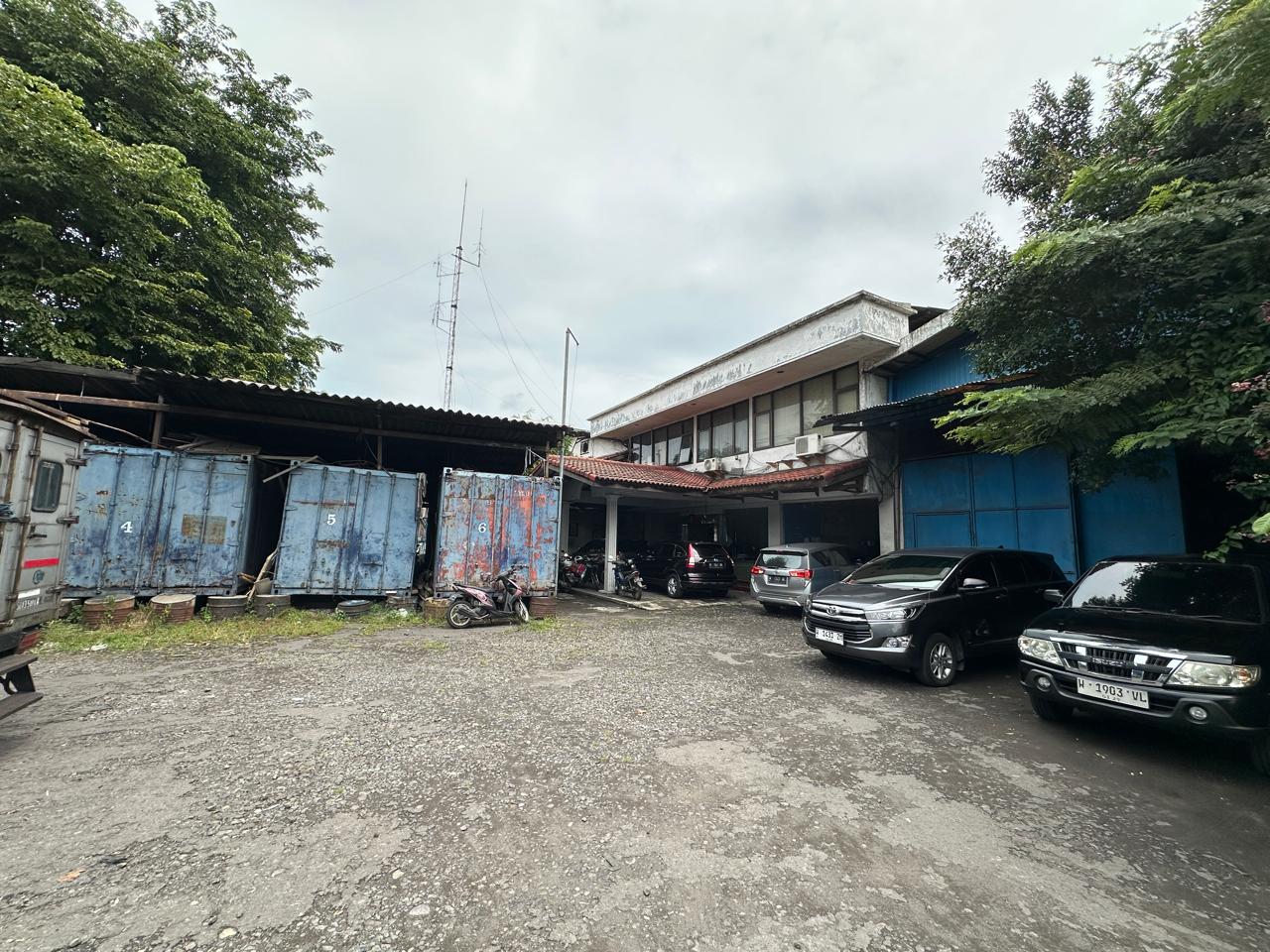 DIJUAL GUDANG + KANTOR 0 JALAN RAYA SEPANJANG (hitung tanah) - Dealkan