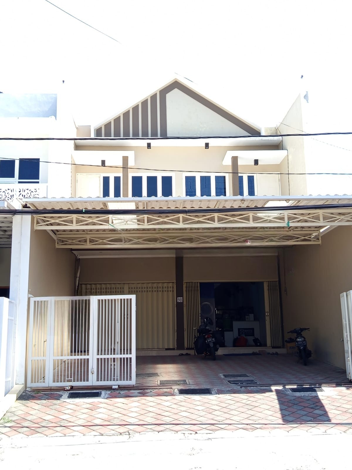 RUKO 2 LANTAI JEMURSARI BARU GRESS SIAP PAKAI SURABAYA TIMUR - Dealkan