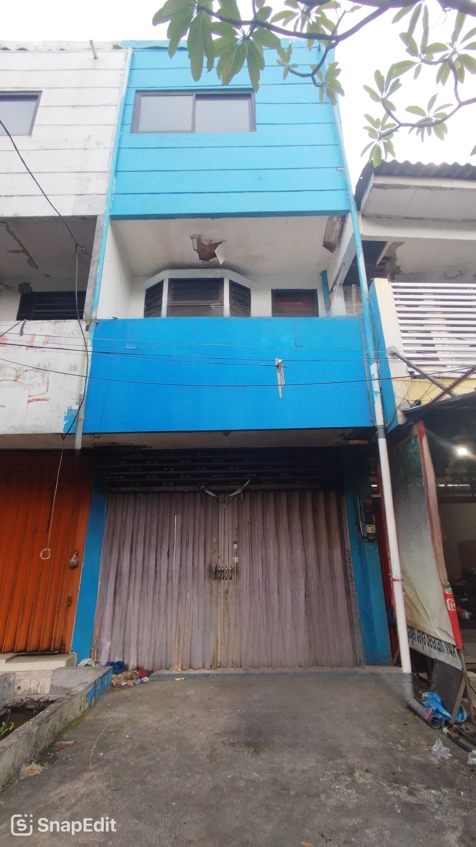 RUKO 3 LANTAI NOL JALAN RAYA NGAGEL JAYA SELATAN SIAP PAKAI - SURABAYA TIMUR - Dealkan