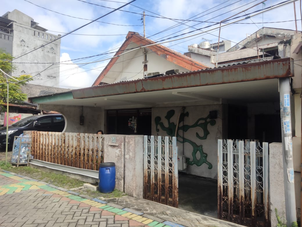 RUMAH BUTUH RENOVASI GUBENG KERTAJAYA SURABAYA TIMUR - Dealkan