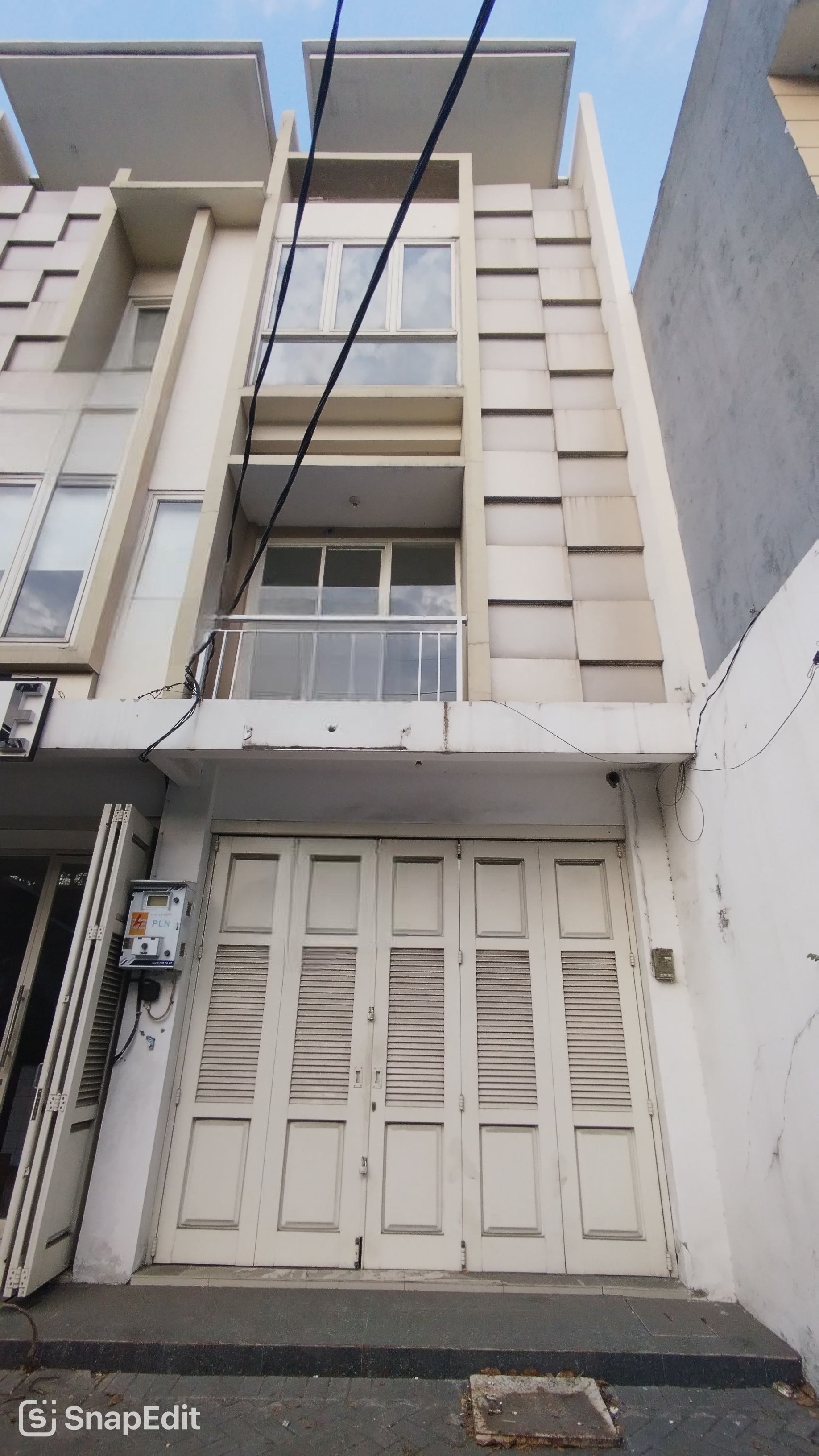 RUKO 3 LANTAI RAYA MULYOSARI SIAP PAKAI - SURABAYA TIMUR - Dealkan