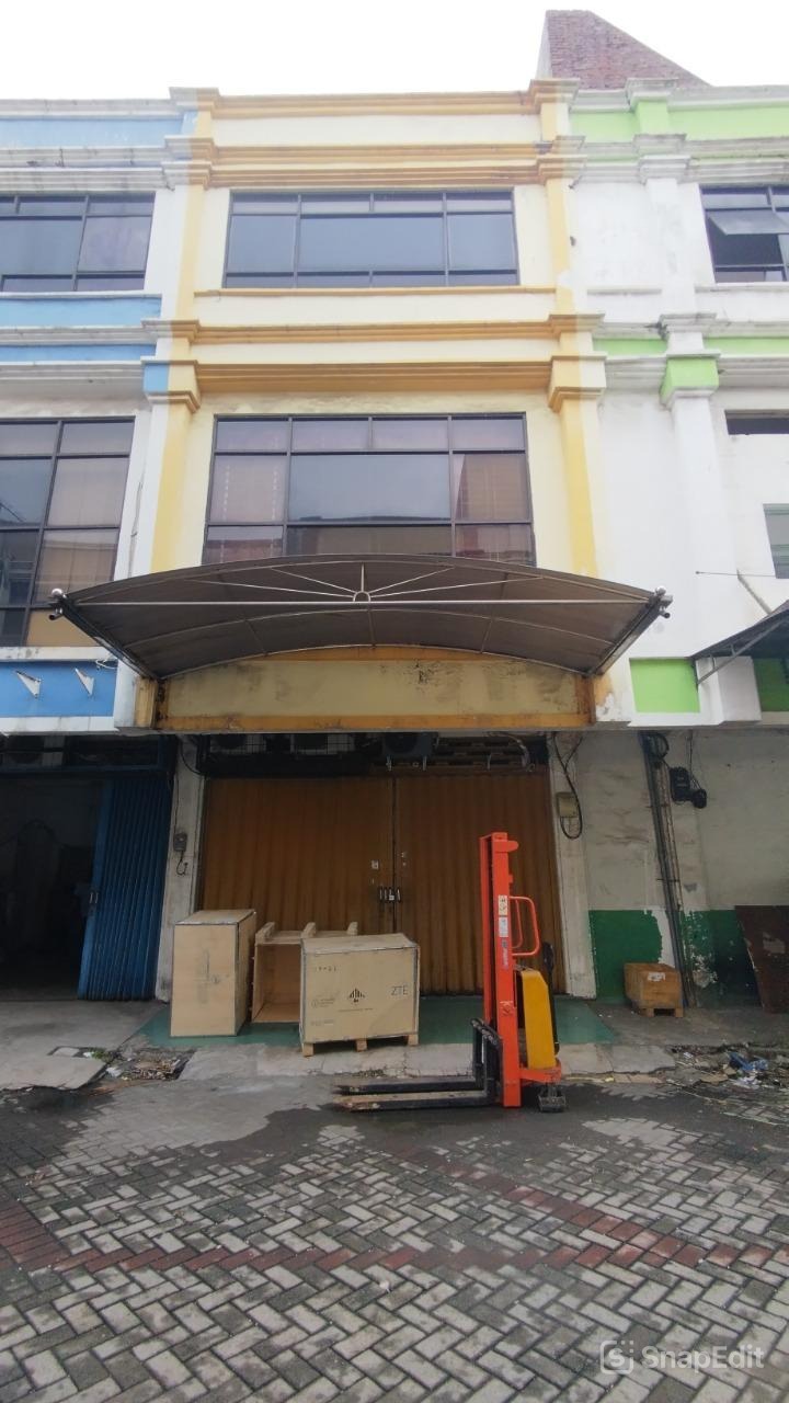 RUKO 3 LANTAI KOMPLEK RUNGKUT MEGAH RAYA SIAP PAKAI - SURABAYA TIMUR - Dealkan