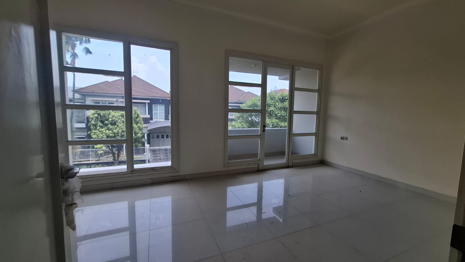 Detail Listing Properti Dealkan