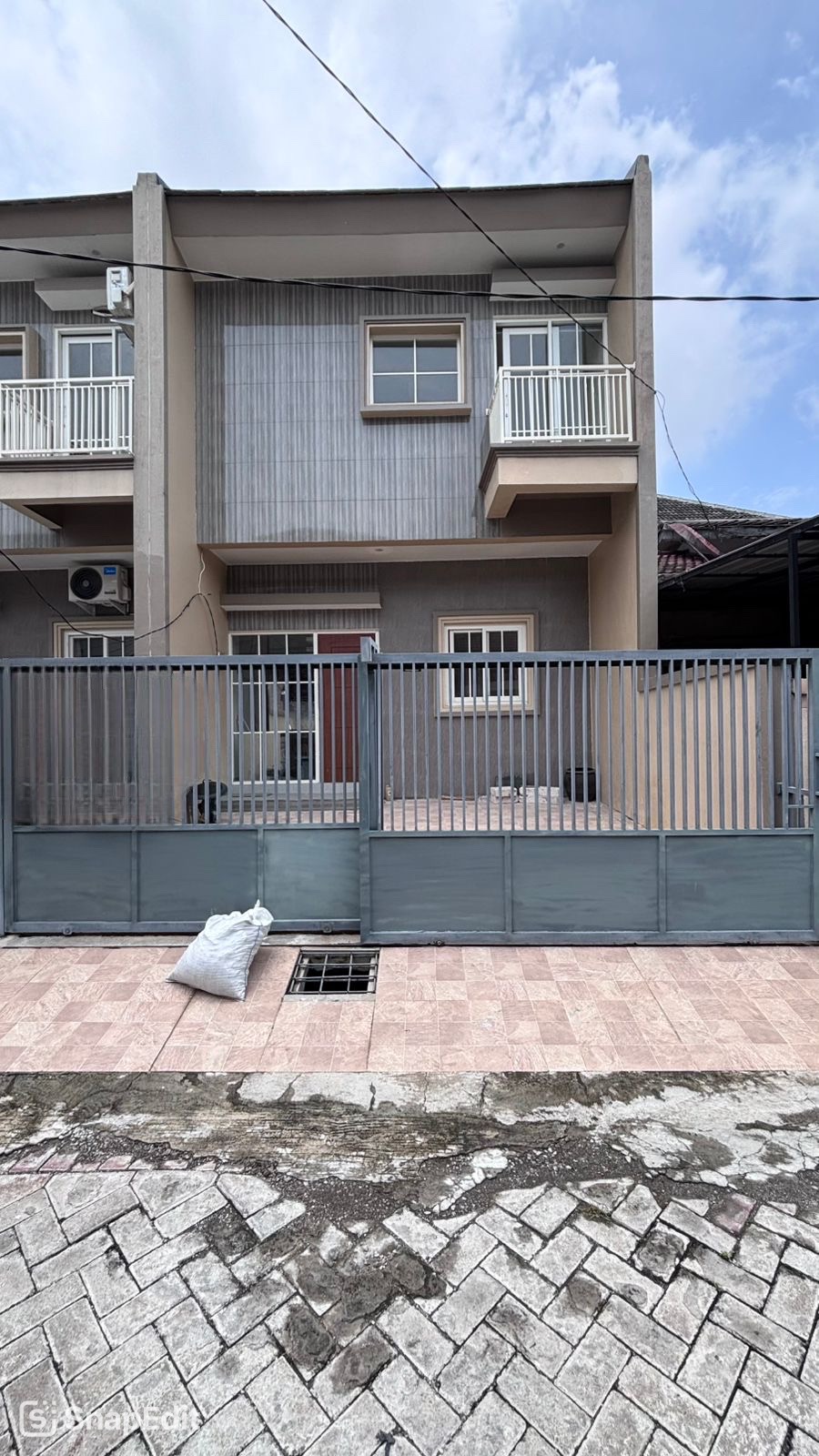 RUMAH SEMI FURNISH MULYOSARI UTARA BARU GRESS DEKAT BHASKARA SELATAN, SUTEROJO, ITS, UNAIR - Dealkan